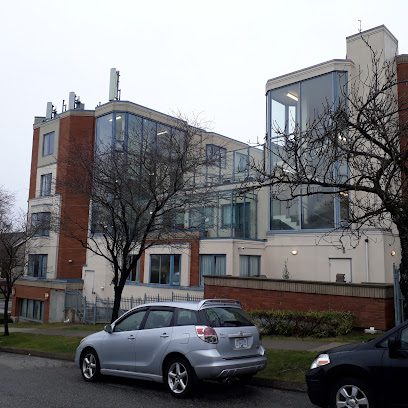 1880 Renfrew St, Vancouver, BC V5M 3H9